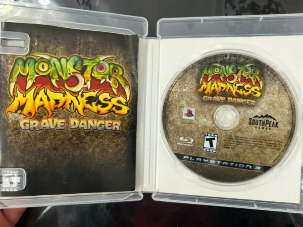 WhatsApp Image 2026-03-28 at 17.45.08 (2) MONSTER MADNESS GRAVE DANGER - USADO